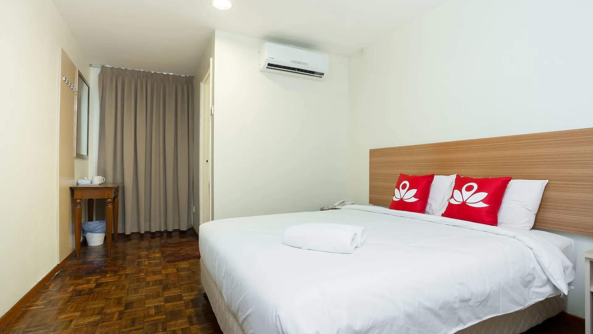 Zen Rooms Basic Sentul קואלה לומפור מלון